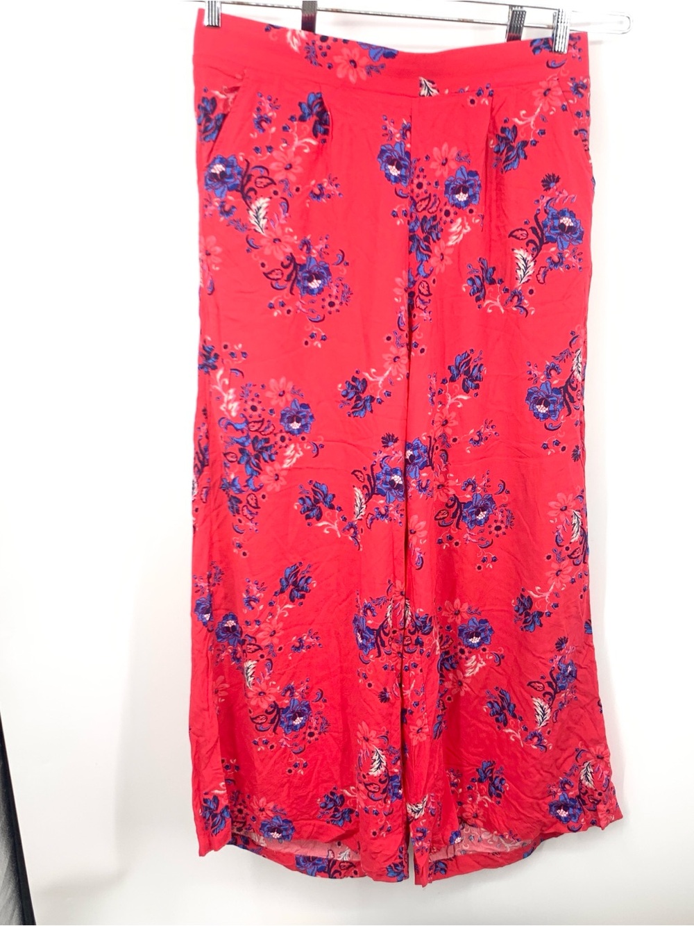 Torrid Women Size 1 1X 14 16 Pants Wide Leg Pull On Red Blue Floral High Rise